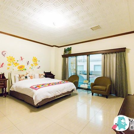 Tainan Yi Home Exterior foto