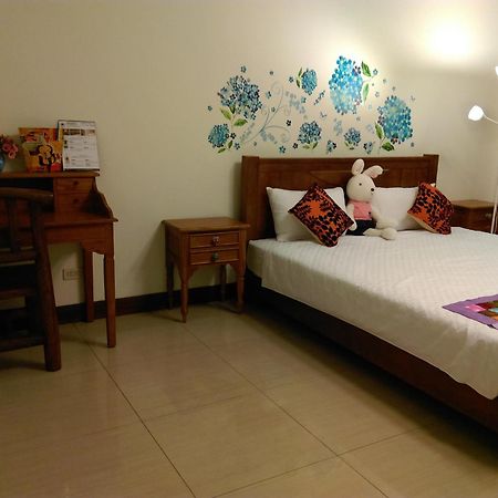 Tainan Yi Home Exterior foto
